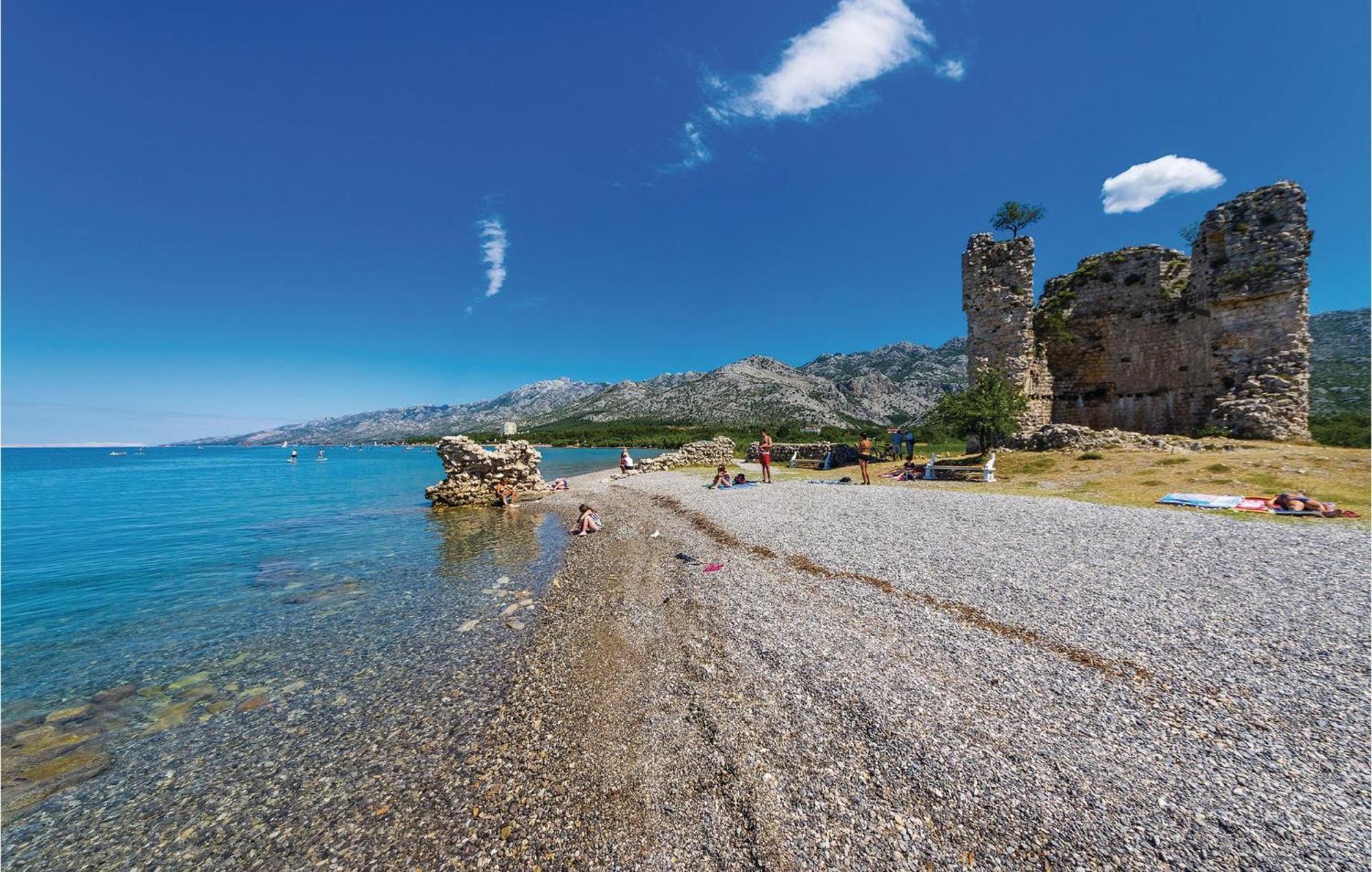 2 Bedroom Lovely Apartment In Starigrad Exterior photo
